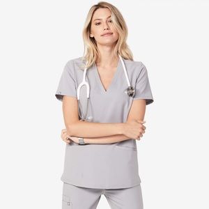 Figs Casma Three-Pocket Scrub Top in cement